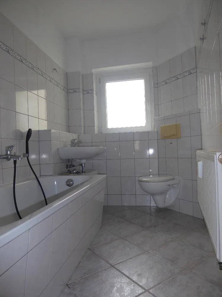 3 Zimmer Wohnung mit 63 m² in Plauen – Bild 10