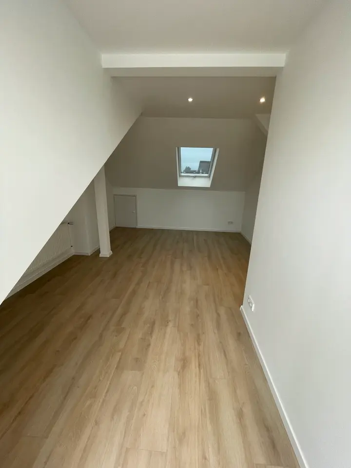 WG-Zimmer mit 171 m² in Groß-Gerau – Bild 2