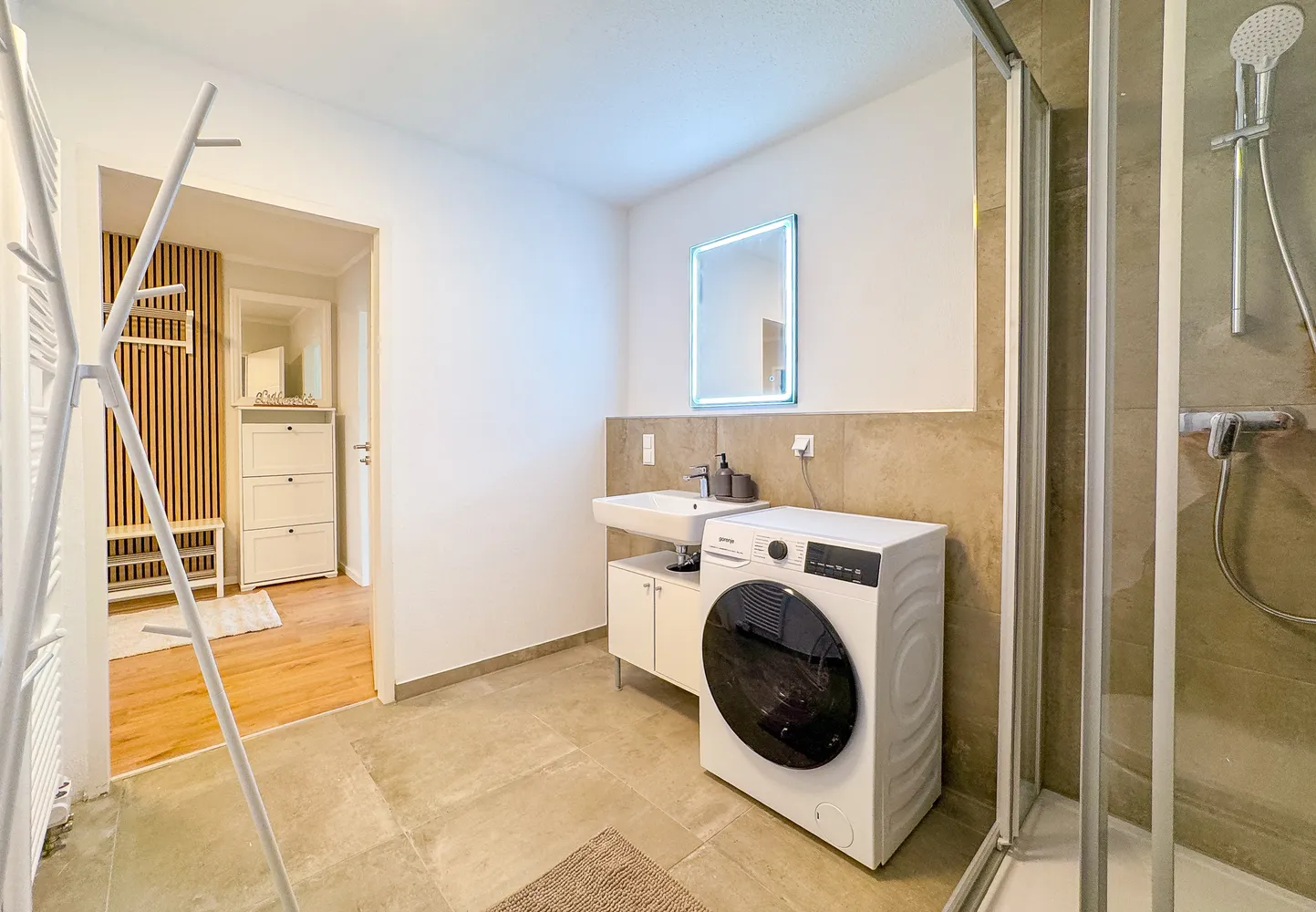 2 Zimmer Wohnung mit 87 m² in Dresden – Bild 9