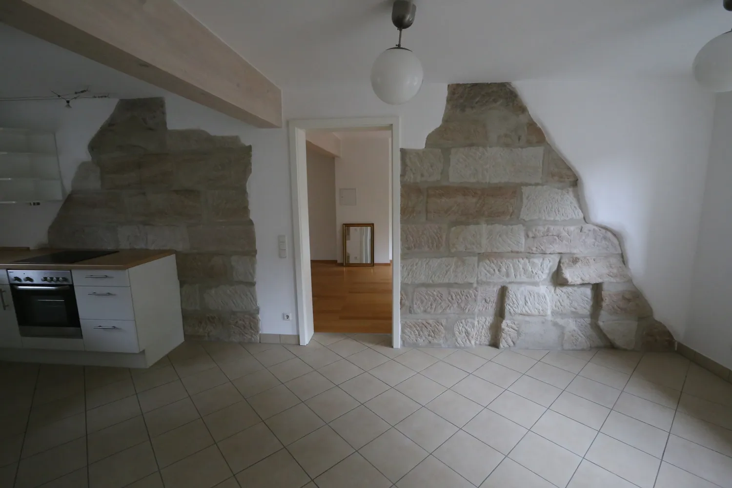 4 Zimmer Wohnung mit 83 m² in Erlangen – Bild 2