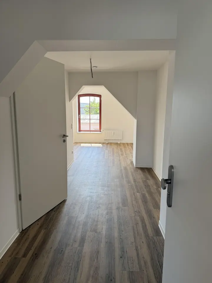 4 Zimmer Wohnung mit 147 m² in Schwerin – Bild 3