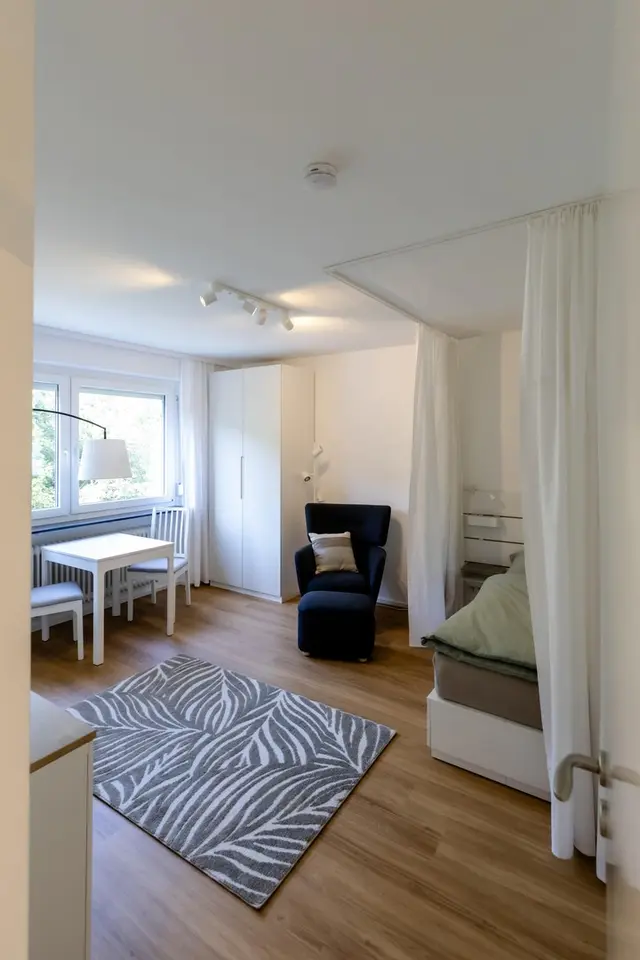 2 Zimmer Wohnung mit 27 m² in Erlangen – Bild 2