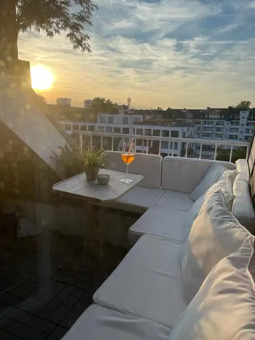 3 Zimmer Wohnung mit 111 m² in Düsseldorf – Bild 1