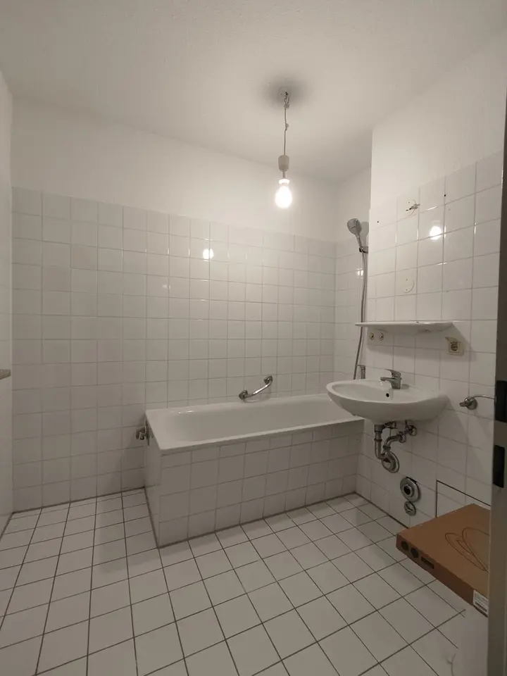 2 Zimmer Wohnung mit 54 m² in Plauen – Bild 10