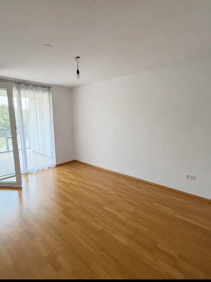 2 Zimmer Wohnung mit 65 m² in Reutlingen – Bild 2