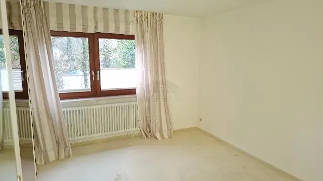 5 Zimmer Haus mit 213 m² in Rastatt – Bild 1