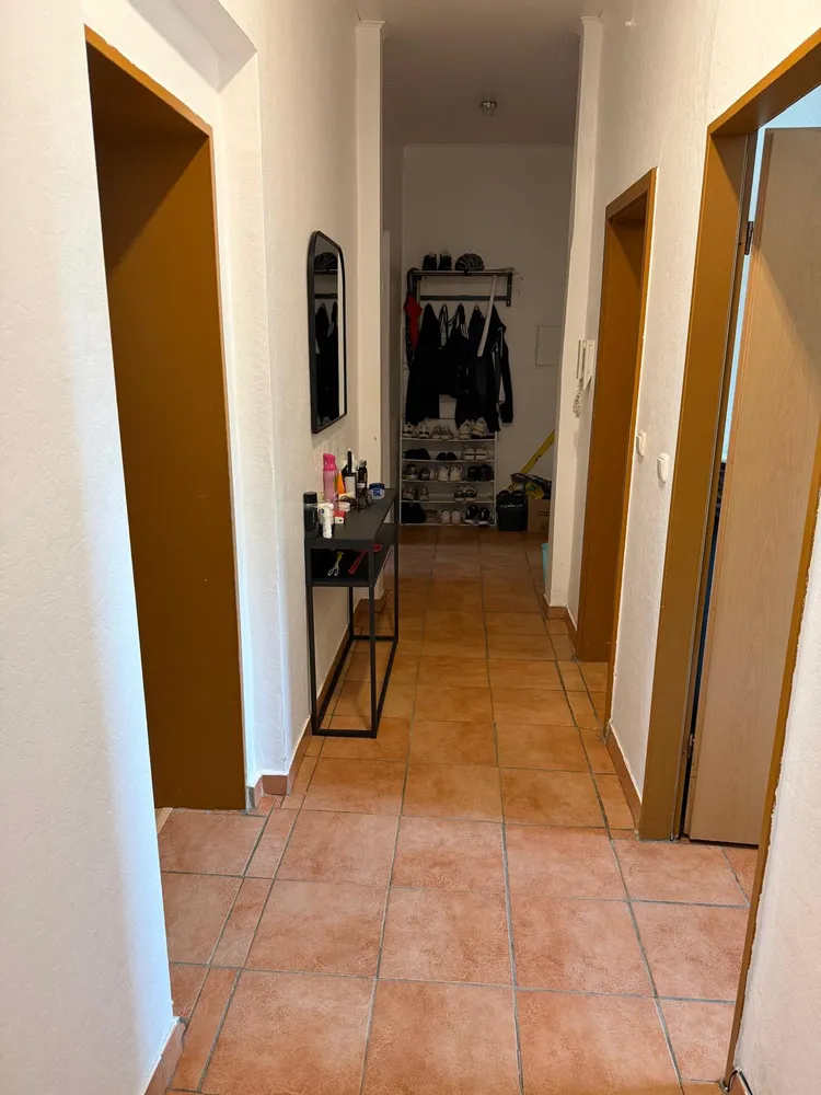 5 Zimmer Wohnung mit 82 m² in Duisburg – Bild 1