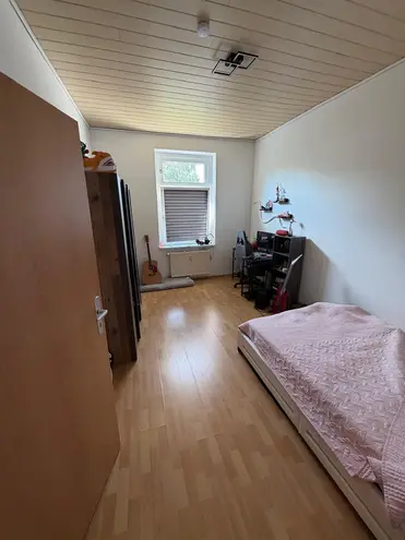 5 Zimmer Wohnung mit 82 m² in Duisburg – Bild 4