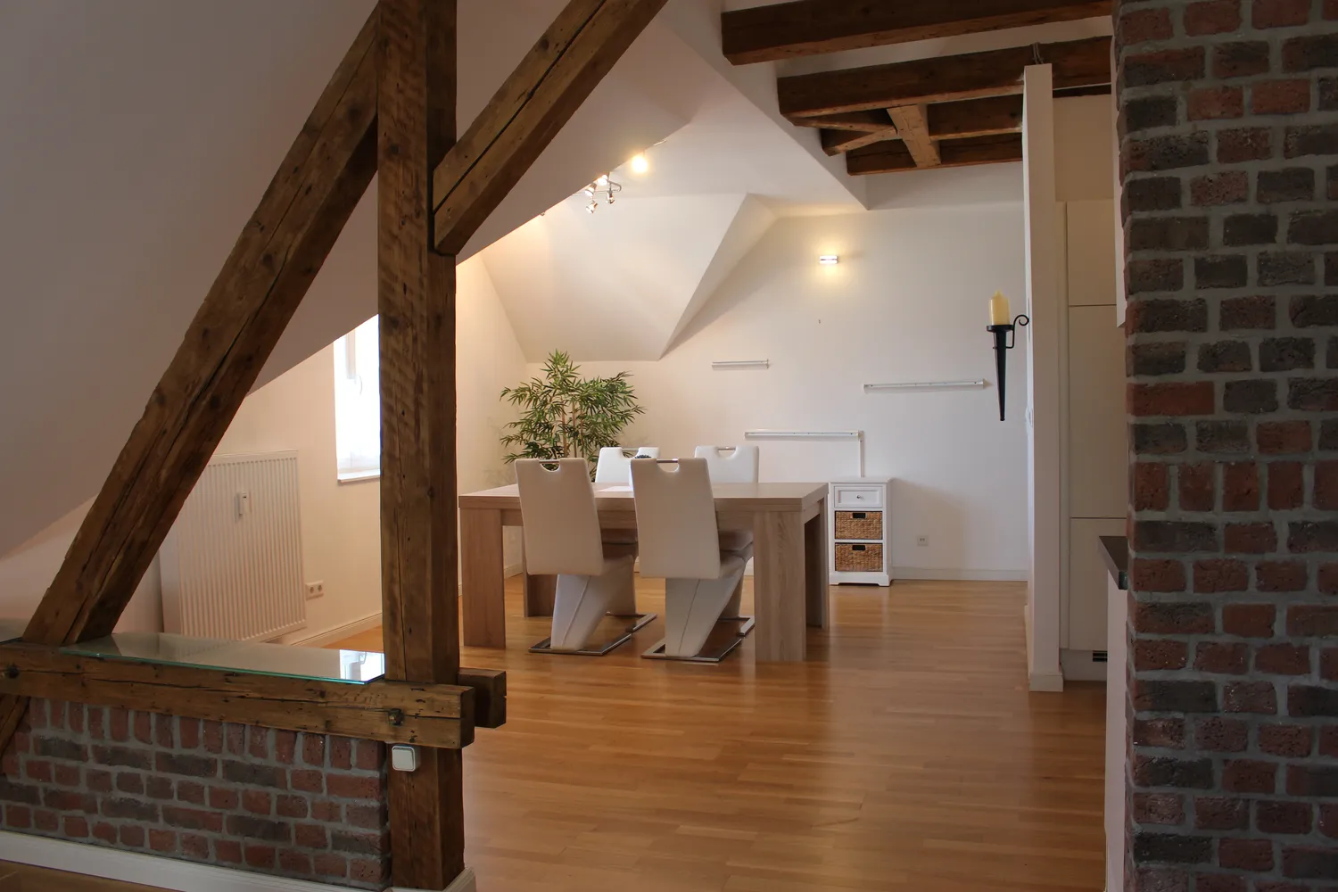 2 Zimmer Wohnung mit 70 m² in Landshut – Bild 2