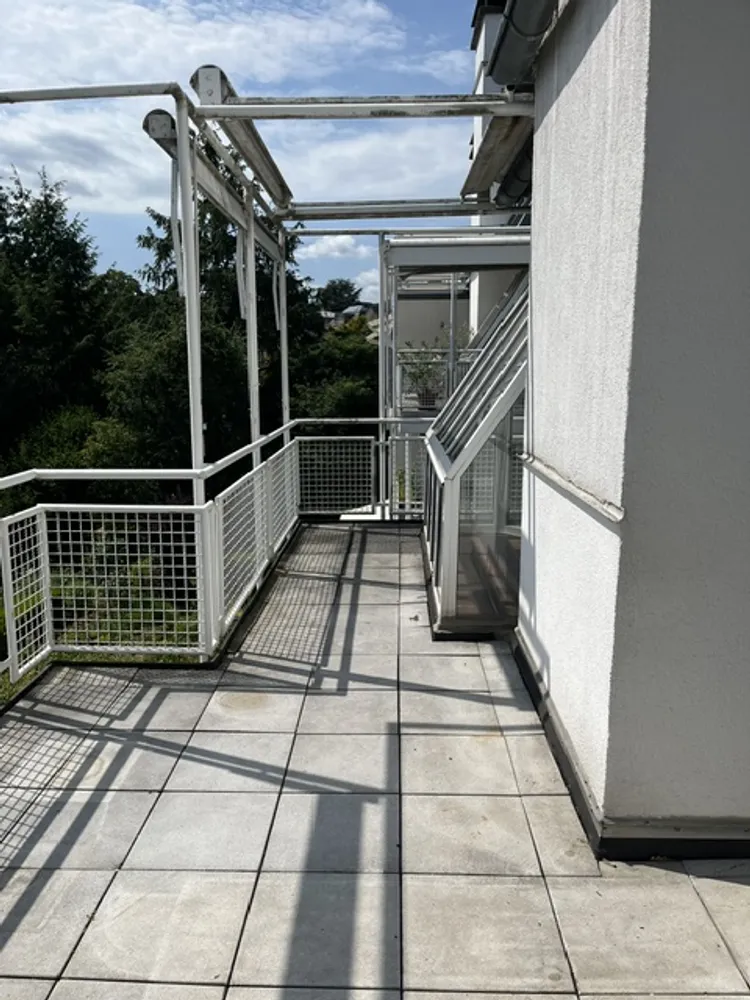 4 Zimmer Wohnung mit 110 m² in Oberursel (Taunus) – Bild 2