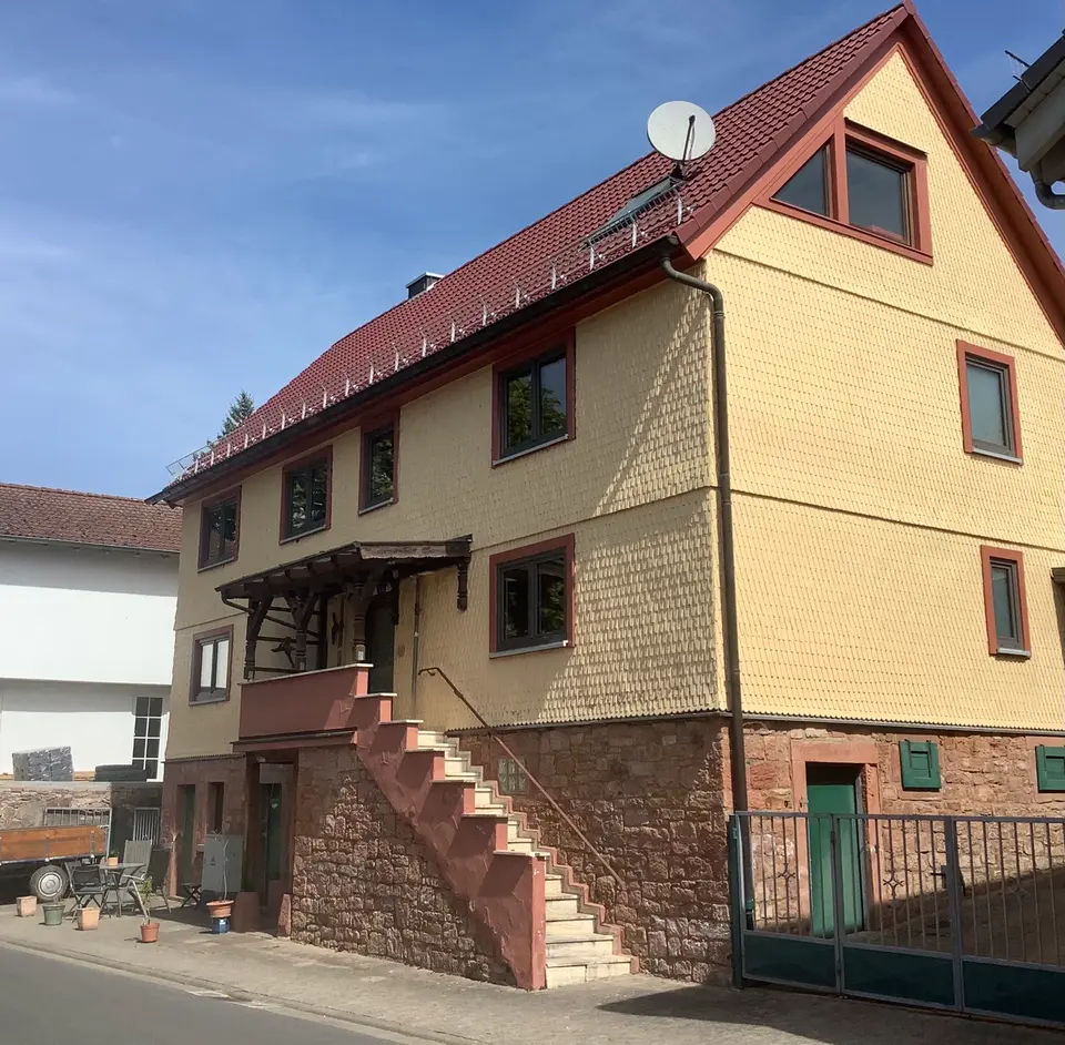 7 Zimmer Haus mit 160 m² in Michelstadt – Bild 1