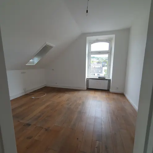 4 Zimmer Wohnung mit 109 m² in Wuppertal – Bild 2