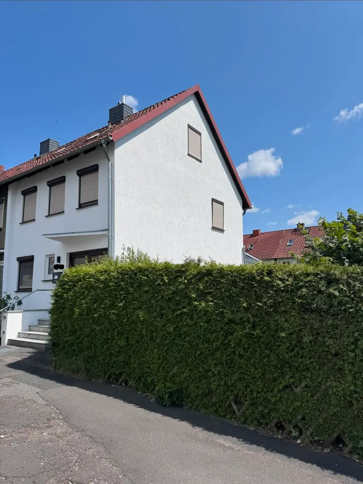 4 Zimmer Haus mit 104 m² in Celle – Bild 1