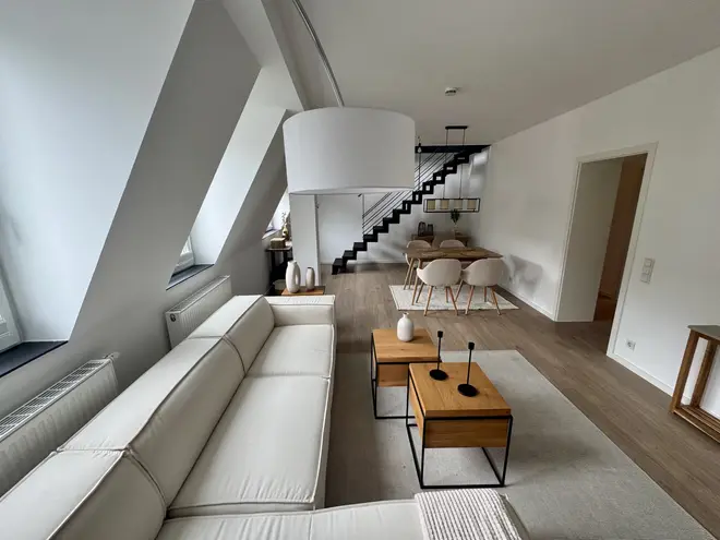 3 Zimmer Wohnung mit 100 m² in Köln – Bild 3