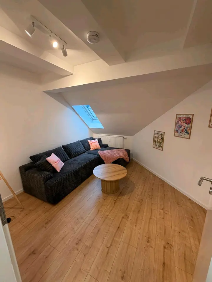 WG-Zimmer mit 84 m² in Freiberg – Bild 1