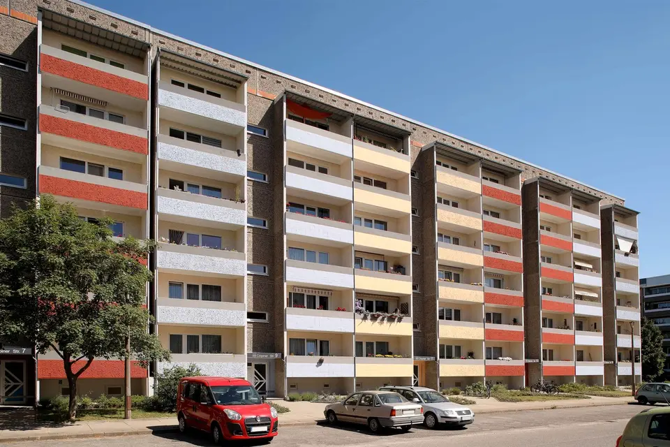 3 Zimmer Wohnung mit 63 m² in Neubrandenburg – Bild 1