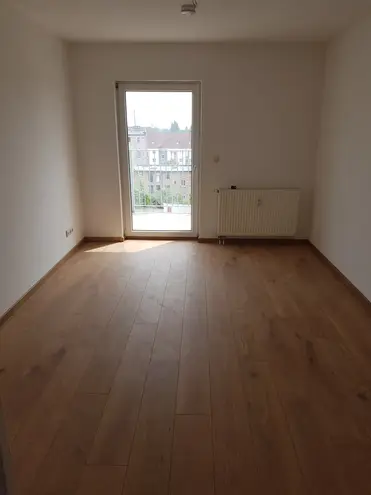 3 Zimmer Wohnung mit 76 m² in Halle (Saale) – Bild 4