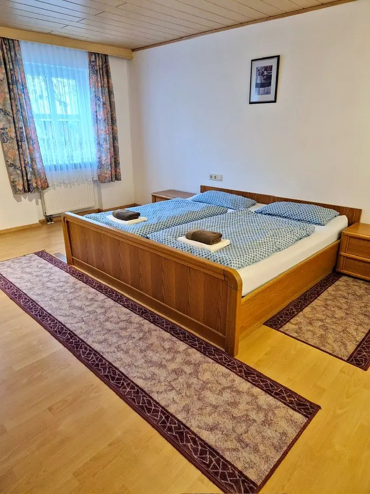 WG-Zimmer mit 110 m² in Ansbach – Bild 1