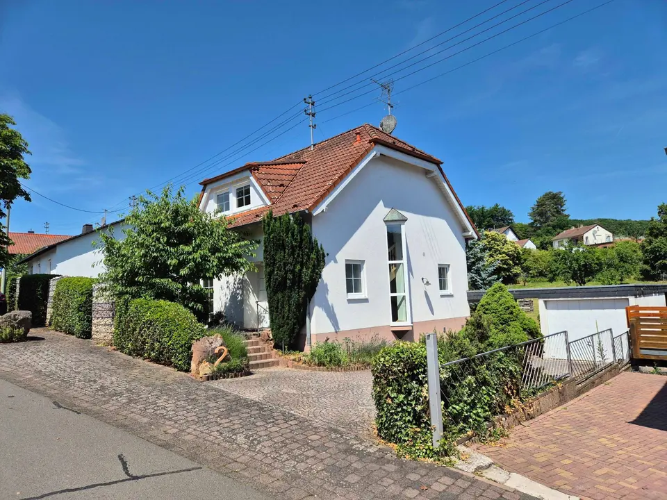 5 Zimmer Haus mit 133 m² in Worms – Bild 1