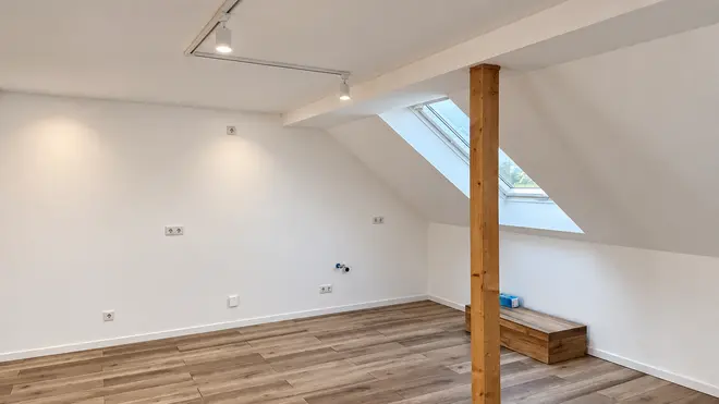 4 Zimmer Wohnung mit 117 m² in Wuppertal – Bild 2