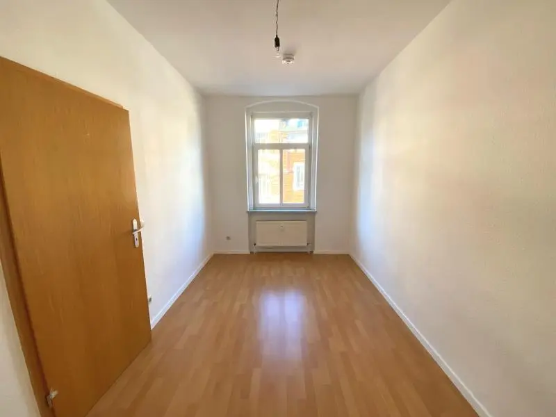 3 Zimmer Wohnung mit 66 m² in Plauen – Bild 3