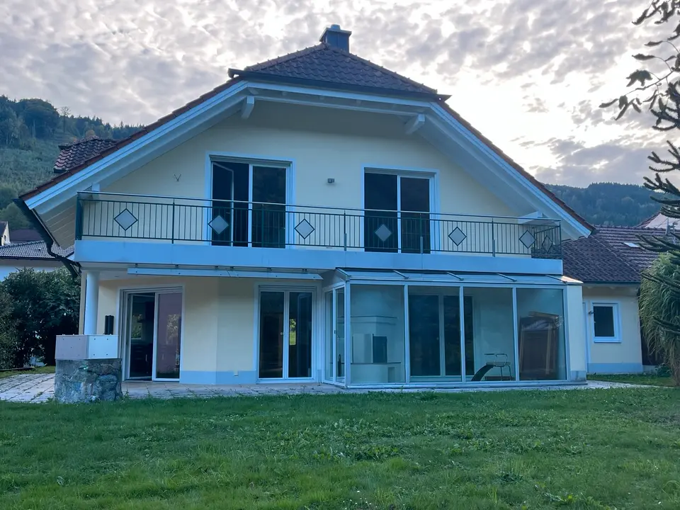 5 Zimmer Haus mit 300 m² in Passau – Bild 4