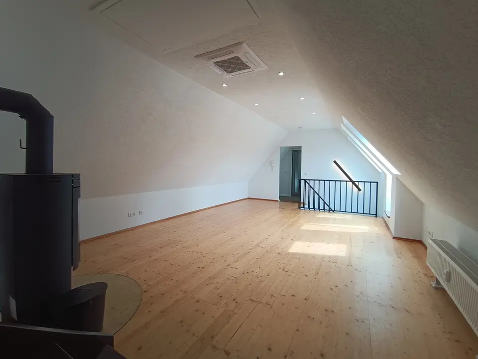 3 Zimmer Wohnung mit 89 m² in Dessau-Roßlau – Bild 2