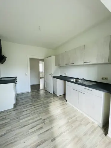 3 Zimmer Wohnung mit 61 m² in Magdeburg – Bild 2