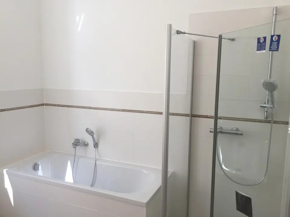 3 Zimmer Wohnung mit 104 m² in Neubrandenburg – Bild 9