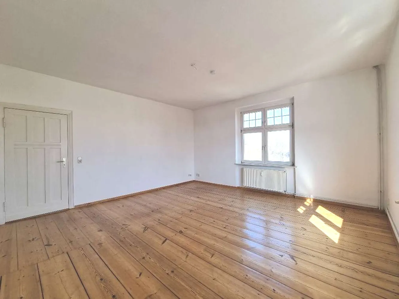2 Zimmer Wohnung mit 75 m² in Frankfurt (Oder) – Bild 3