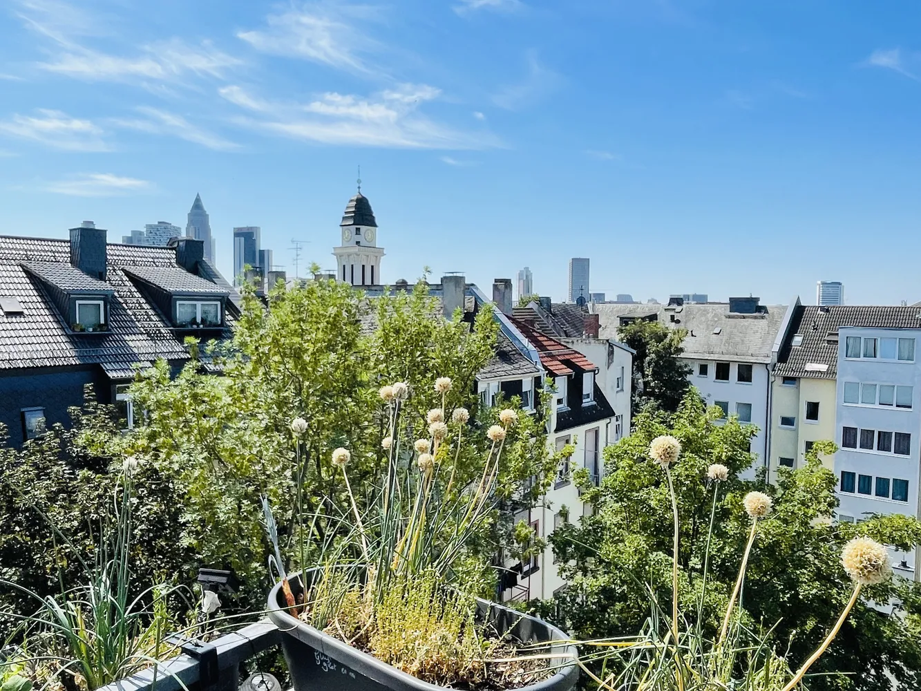 5 Zimmer Wohnung mit 137 m² in Frankfurt am Main – Bild 3