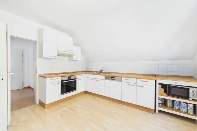 3 Zimmer Wohnung mit 83 m² in Frankfurt am Main – Bild 4
