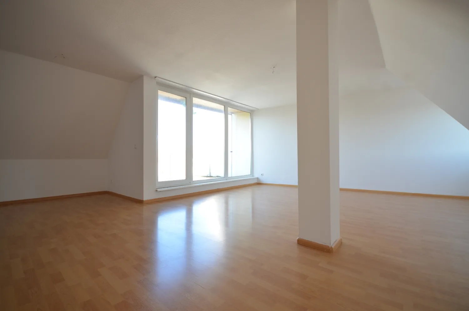 3 Zimmer Wohnung mit 84 m² in Dessau-Roßlau – Bild 2