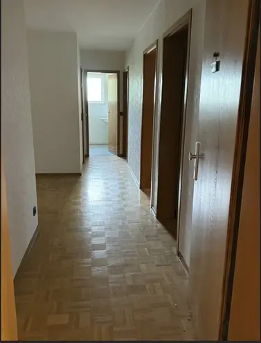 5 Zimmer Wohnung mit 87 m² in Stuttgart – Bild 1