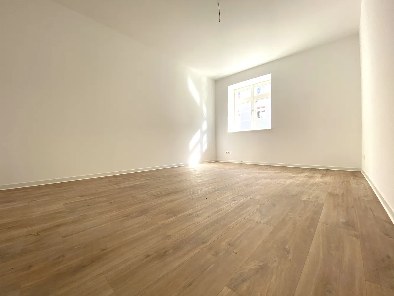 3 Zimmer Wohnung mit 102 m² in Erfurt – Bild 3