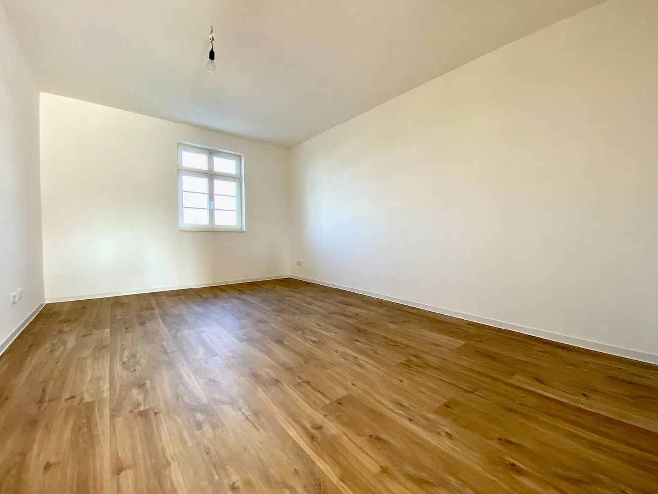 3 Zimmer Wohnung mit 102 m² in Erfurt – Bild 4
