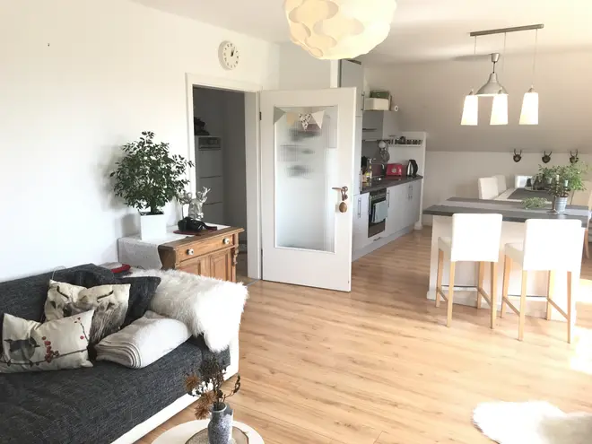 2 Zimmer Wohnung mit 63 m² in Wiesbaden – Bild 2