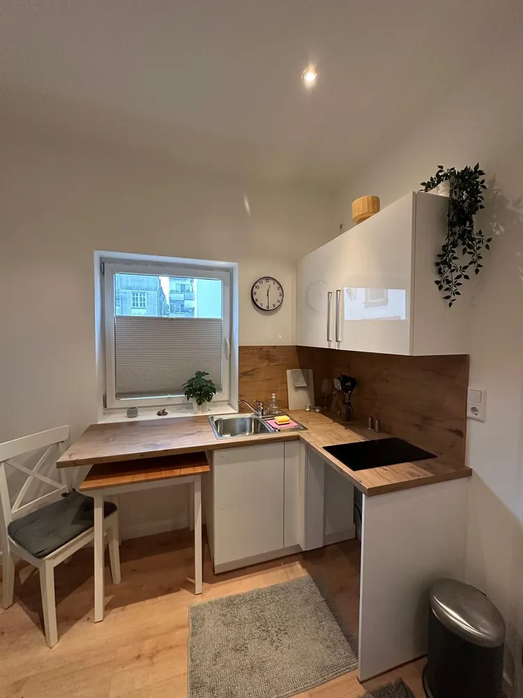 1 Zimmer Wohnung mit 12 m² in Lübeck – Bild 2