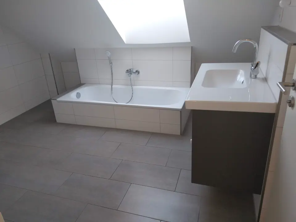 5 Zimmer Wohnung mit 110 m² in Wilhelmshaven – Bild 8