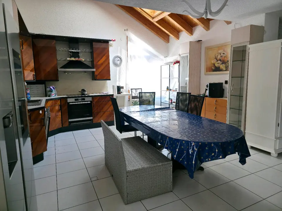 4 Zimmer Wohnung mit 153 m² in Stuttgart – Bild 4
