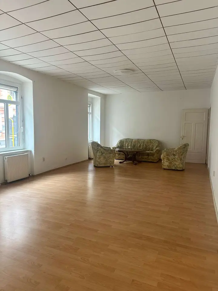 3 Zimmer Wohnung mit 94 m² in Gera – Bild 1