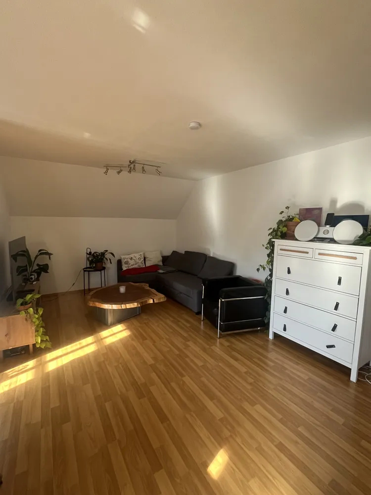 3 Zimmer Wohnung mit 70 m² in München – Bild 1