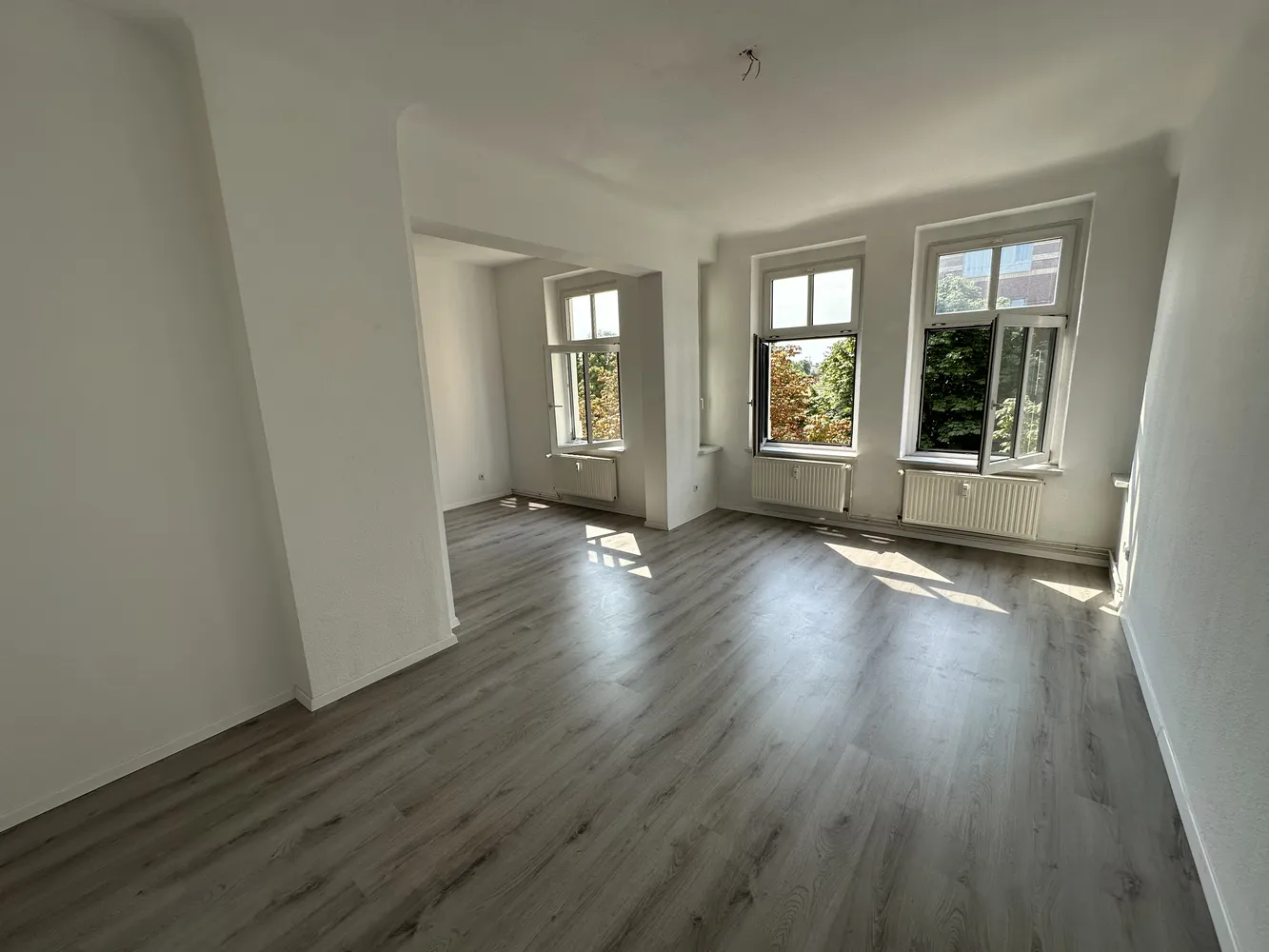 2 Zimmer Wohnung mit 82 m² in Magdeburg – Bild 2