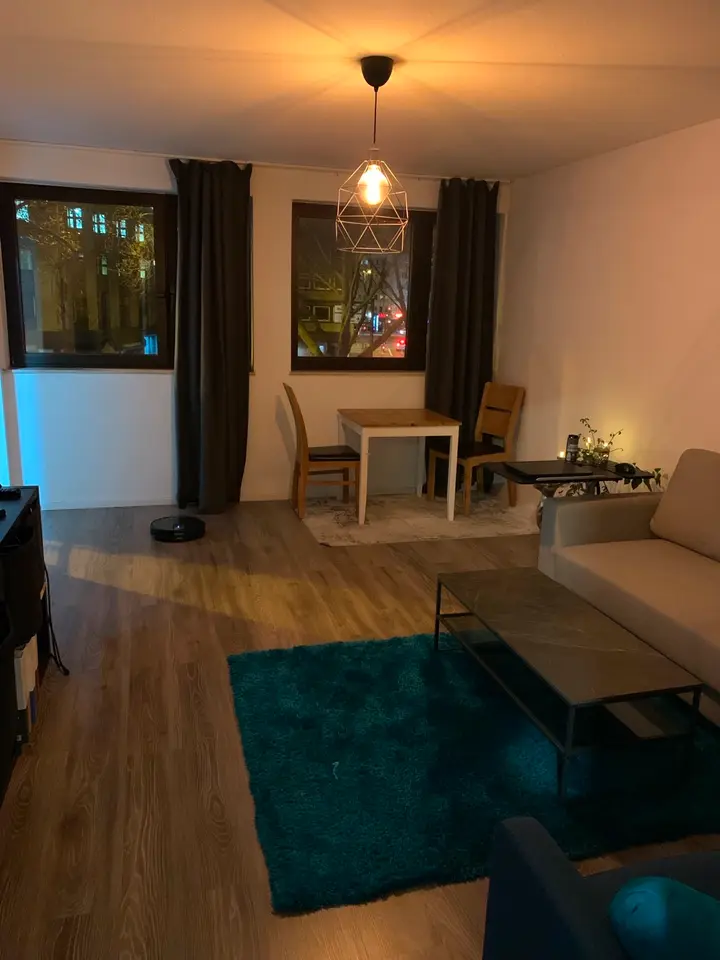 2 Zimmer Wohnung mit 60 m² in Köln – Bild 1