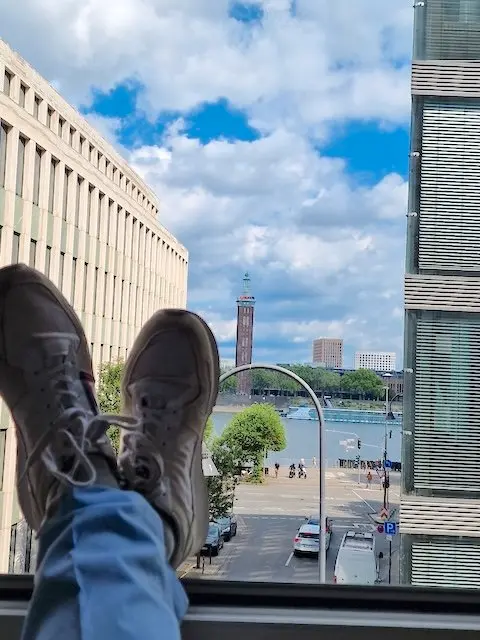2 Zimmer Wohnung mit 60 m² in Köln – Bild 10
