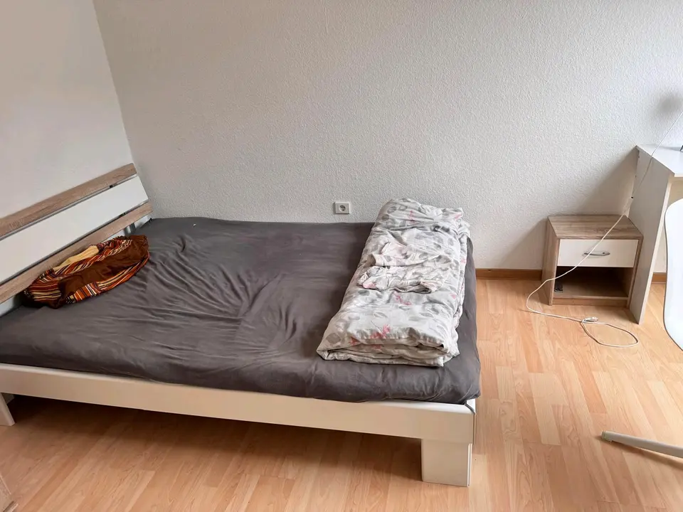 3 Zimmer Wohnung mit 15 m² in Bremerhaven – Bild 1