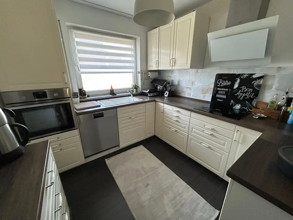 6 Zimmer Haus mit 140 m² in Krefeld – Bild 2