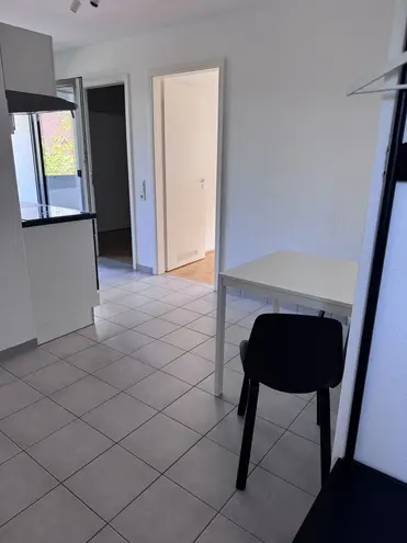 2 Zimmer Wohnung mit 50 m² in Freiburg im Breisgau – Bild 3