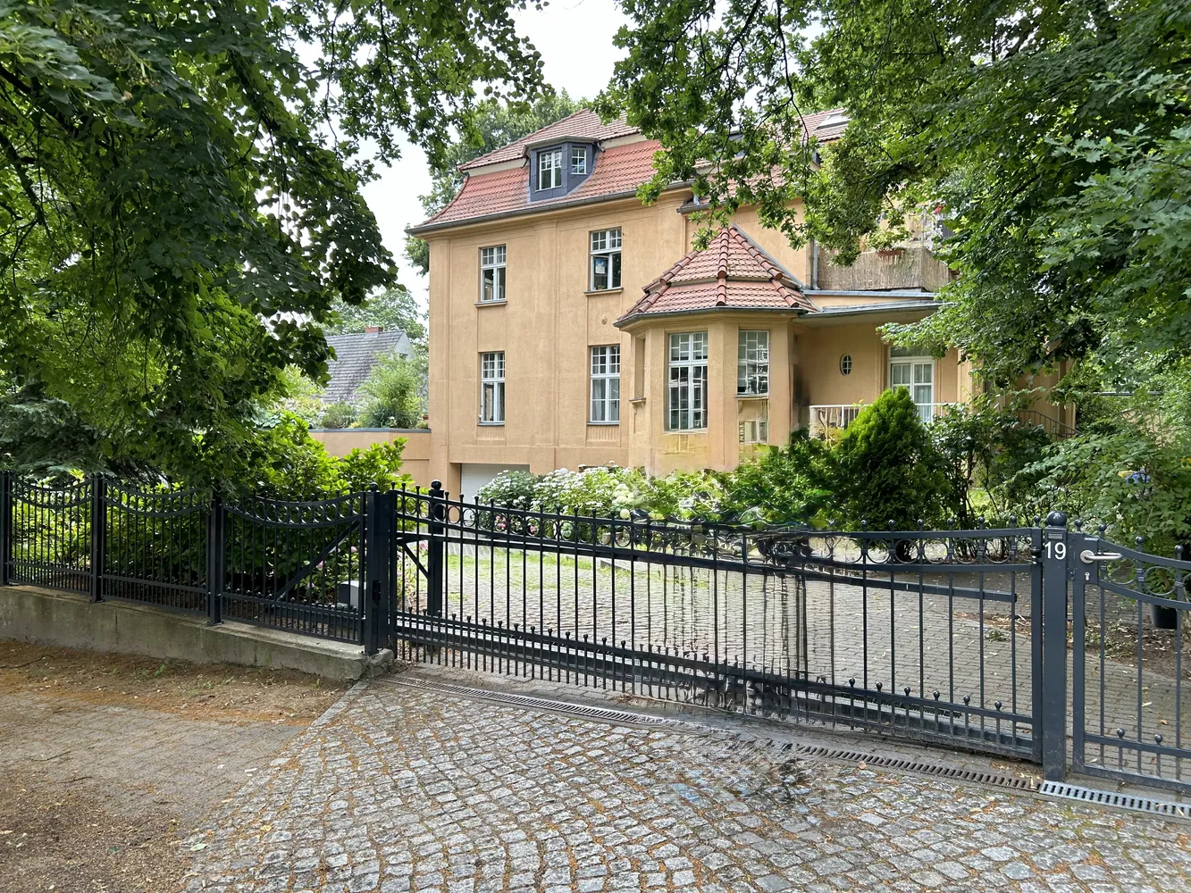 3 Zimmer Wohnung mit 102 m² in Potsdam – Bild 1