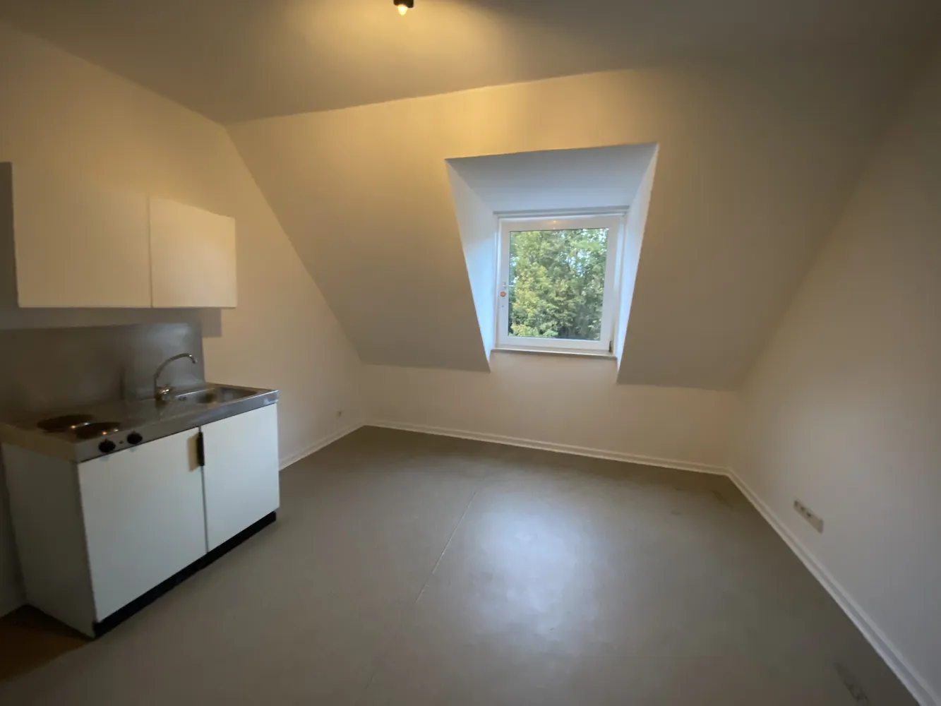 1 Zimmer Wohnung mit 27 m² in Hannover – Bild 2
